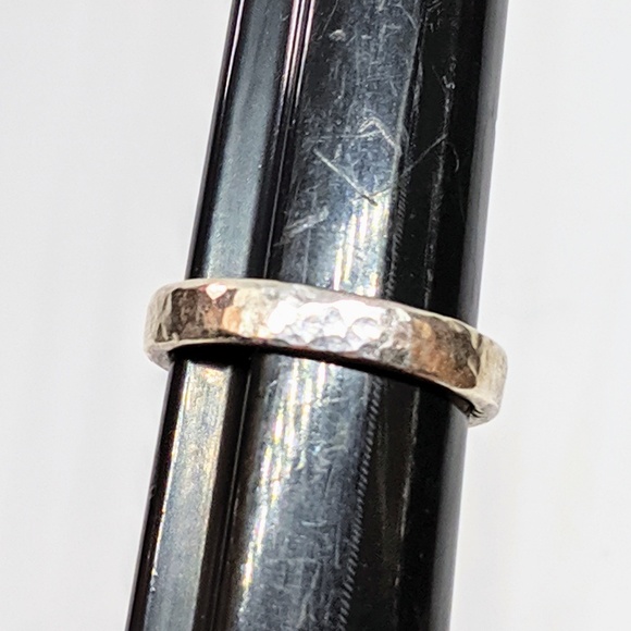 Handcrafted Sterling Silver Hammered Ring Size 5 - Picture 8 of 8